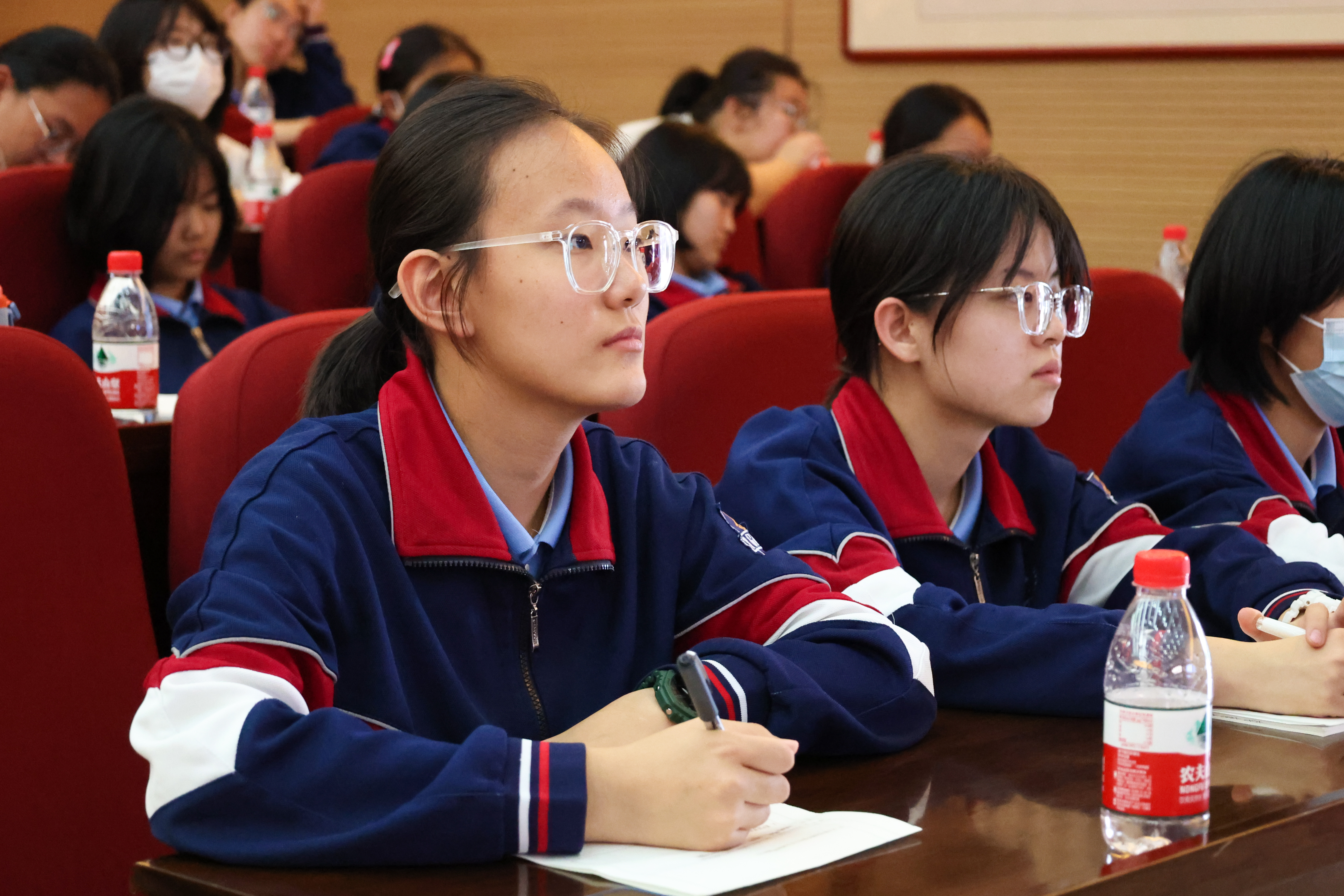 1xBET启明星课堂-6.jpg